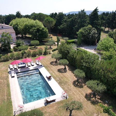 Superbe Mas Provençal 600m2 avec une Superbe Piscine Chauffée et très grand jardin 9000m2, situé au cœur du Luberon en campagne proche de L'Isle sur la Sorgue, 12 personnes, LS2-17 FIGNOULADO Clavaillan Exterior foto