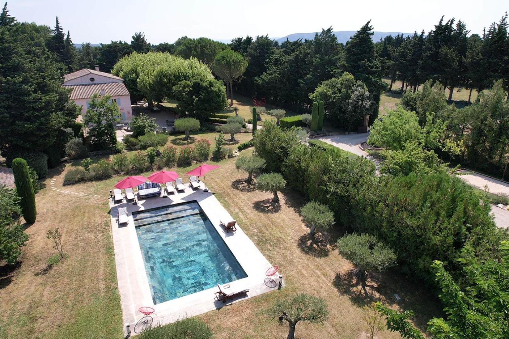Superbe Mas Provençal 600m2 avec une Superbe Piscine Chauffée et très grand jardin 9000m2, situé au cœur du Luberon en campagne proche de L'Isle sur la Sorgue, 12 personnes, LS2-17 FIGNOULADO Clavaillan Exterior foto