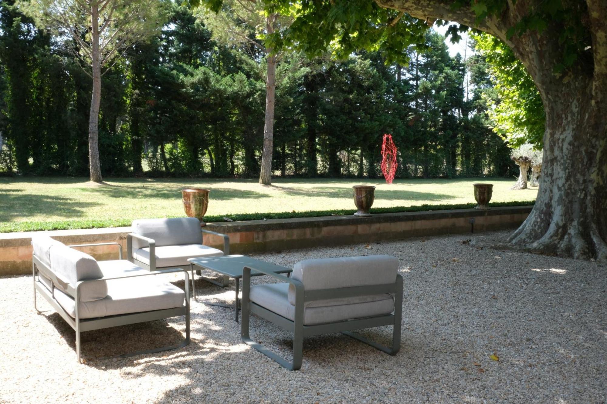 Superbe Mas Provençal 600m2 avec une Superbe Piscine Chauffée et très grand jardin 9000m2, situé au cœur du Luberon en campagne proche de L'Isle sur la Sorgue, 12 personnes, LS2-17 FIGNOULADO Clavaillan Exterior foto