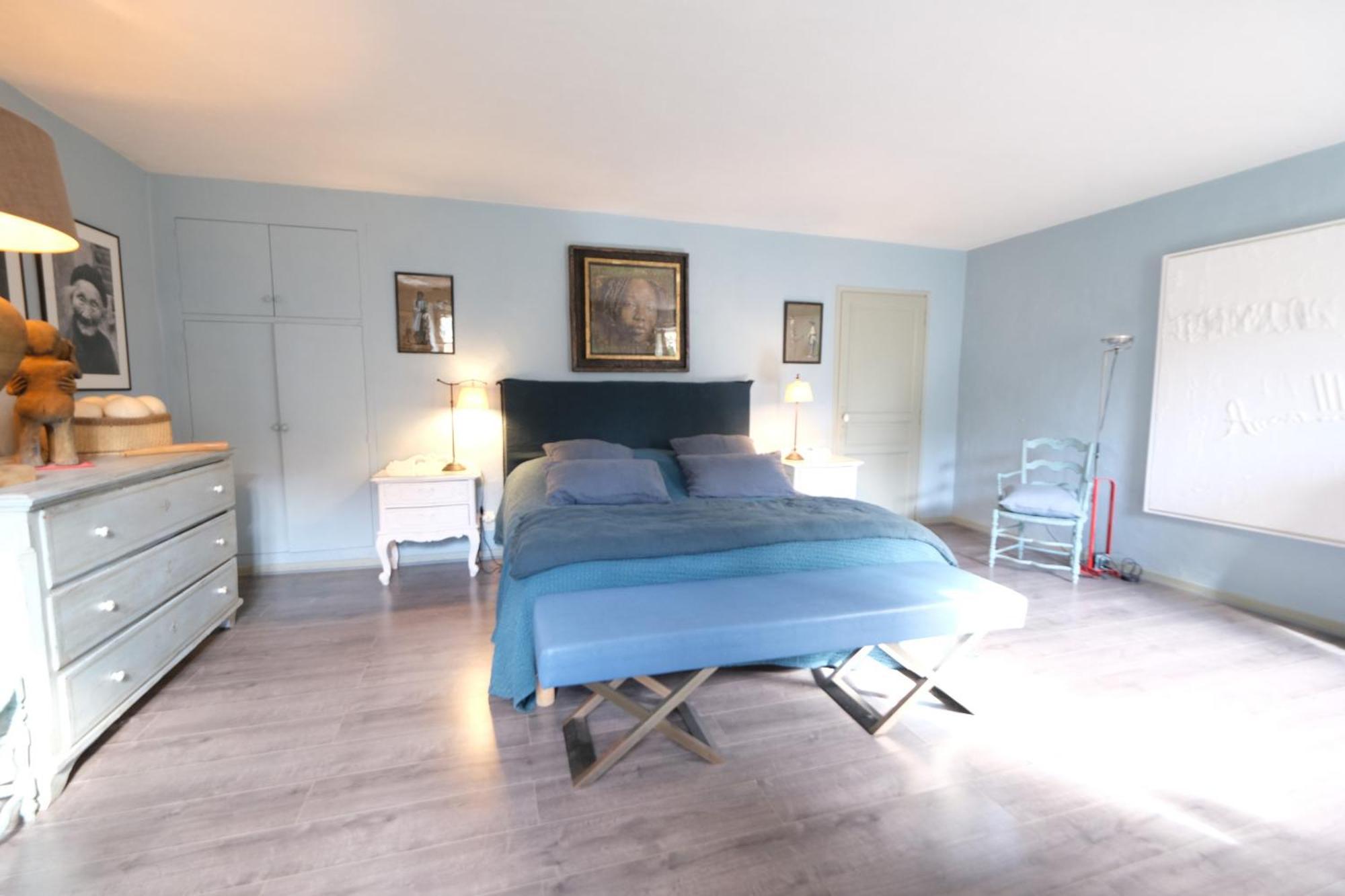 Superbe Mas Provençal 600m2 avec une Superbe Piscine Chauffée et très grand jardin 9000m2, situé au cœur du Luberon en campagne proche de L'Isle sur la Sorgue, 12 personnes, LS2-17 FIGNOULADO Clavaillan Exterior foto